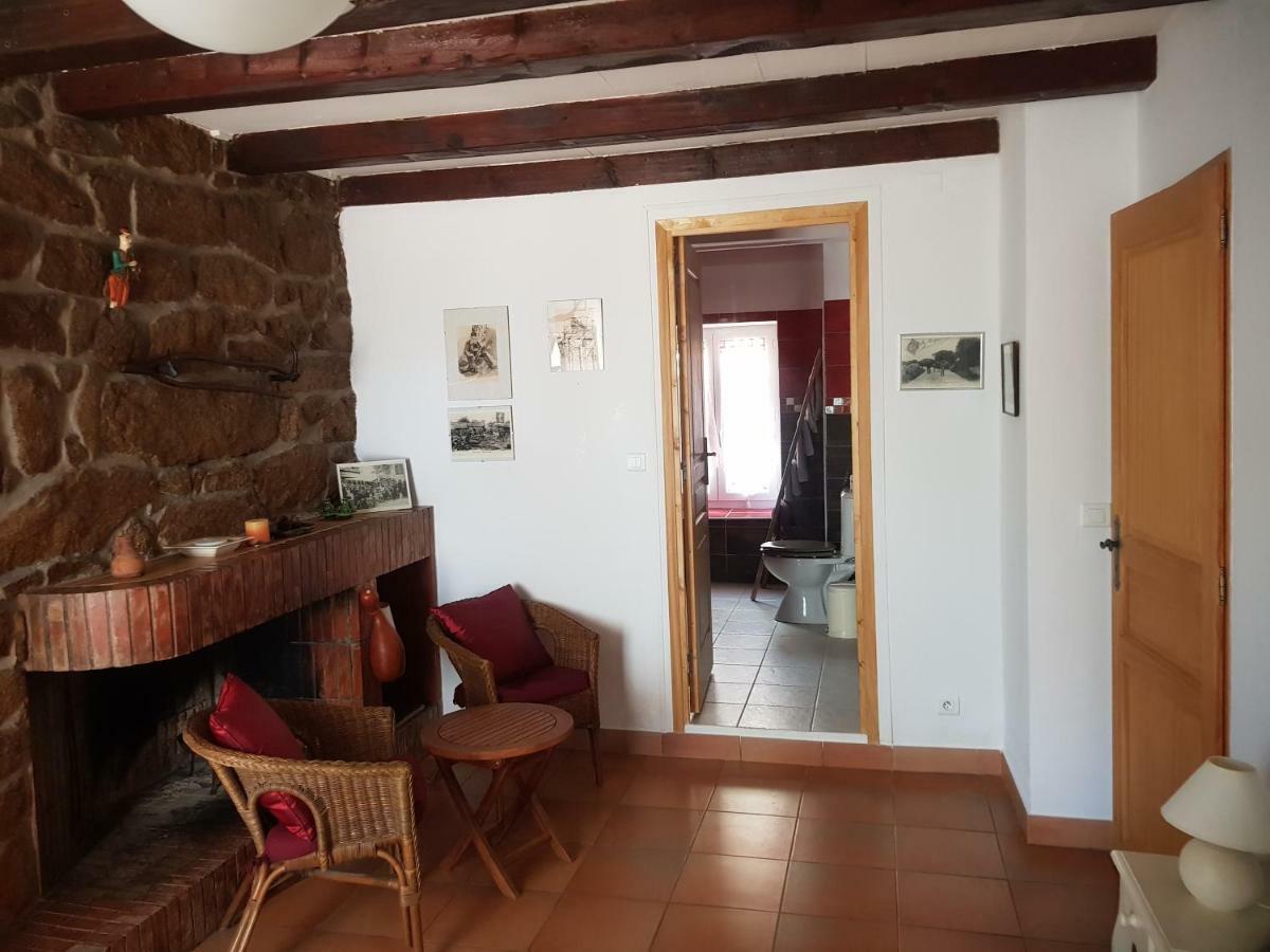 L'Orca Di San Gavinu Hotel Figari  Exterior photo